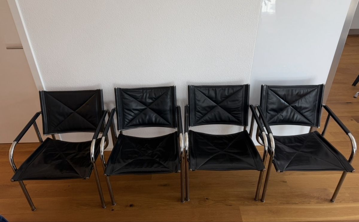 Strässle Poltrone: Sessel Hans Eichenberger Stühle Strässle 4 stck. – Usato da Niedergösgen venduto da wlo_wdm2