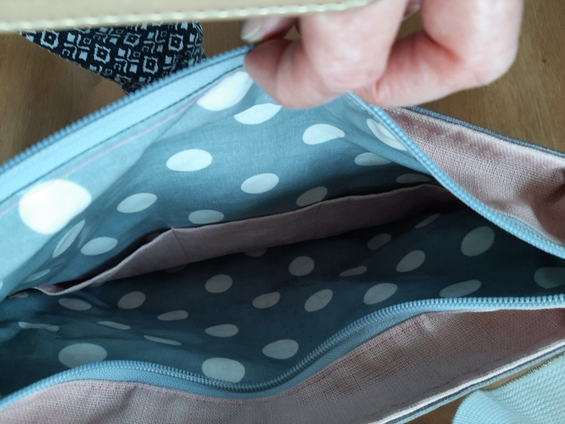 Borse da donna: Umhängtasche handmade – Usato da Benken SG venduto da Schnurzli1 2