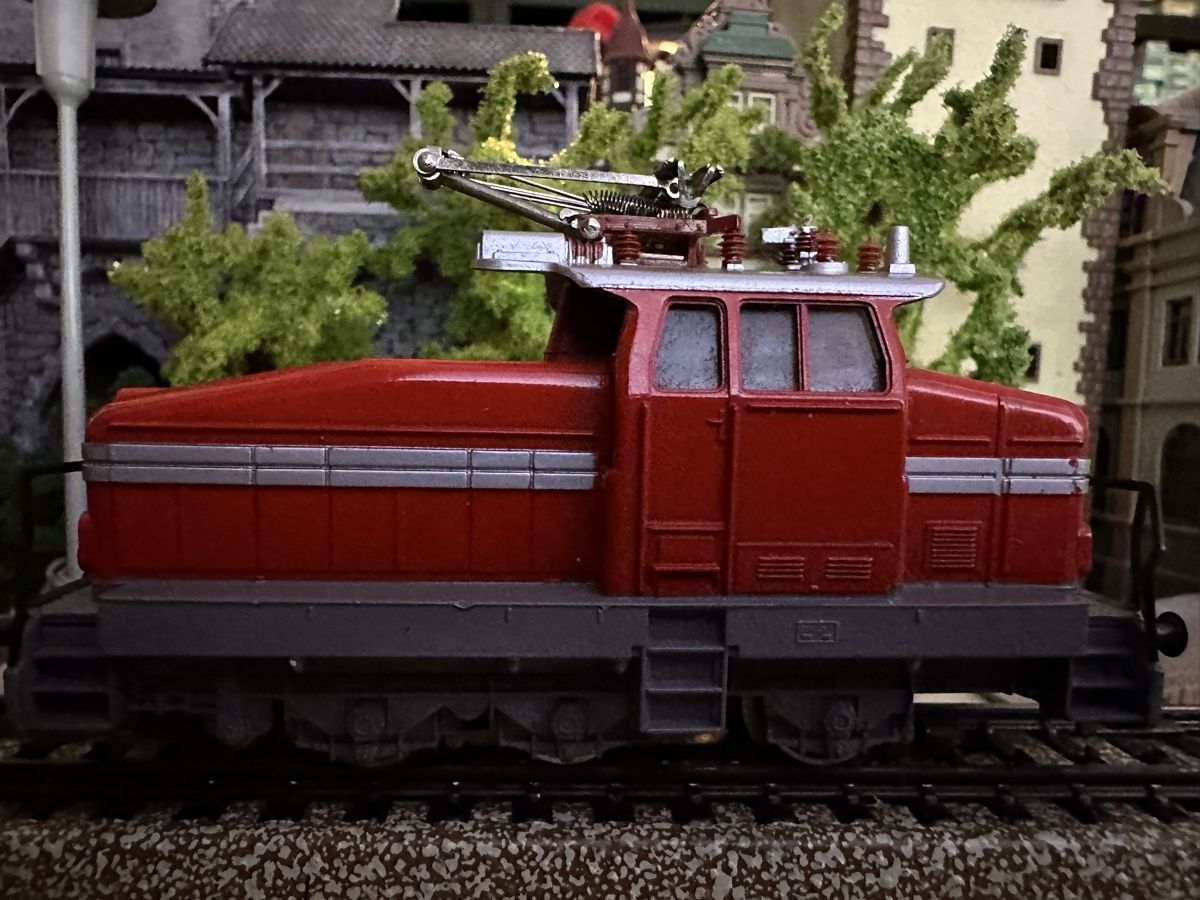 Märklin Modelleisenbahnen: Märklin 3044 EA 800 – Gebraucht aus Lupsingen von New-Haven 1