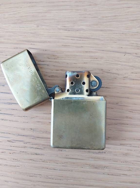 Accendini: Zippo Solid Brass 254 Reg. H, gebraucht – Usato da Burgdorf venduto da ada_k9bs 1