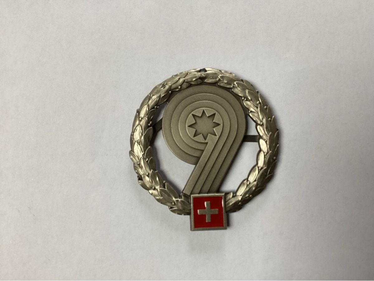 Schweizer Armee Plaketten & Abzeichen: Beret Emblem – Gebraucht aus niederurnen von Hagugelmann