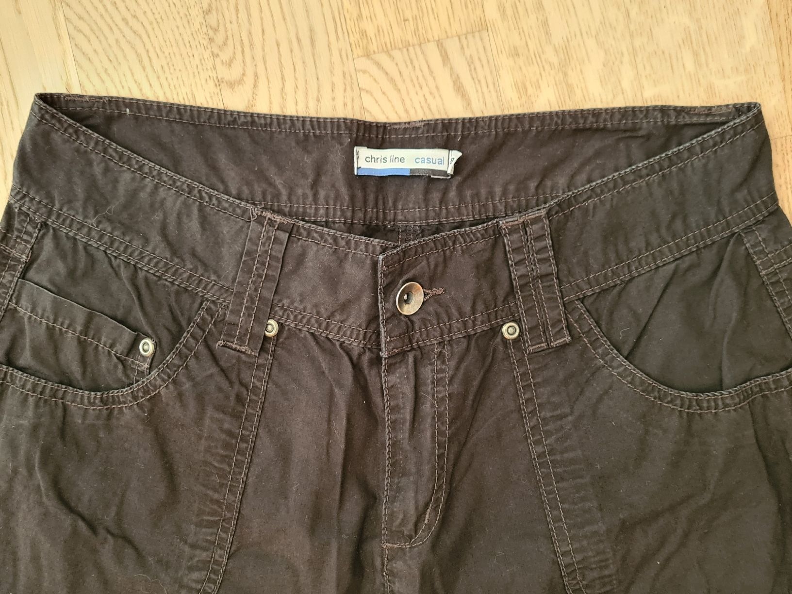 Pantaloni: 2 Damen Hosen Gr. 38 – Usato da Steinen venduto da turbogeiss99 3