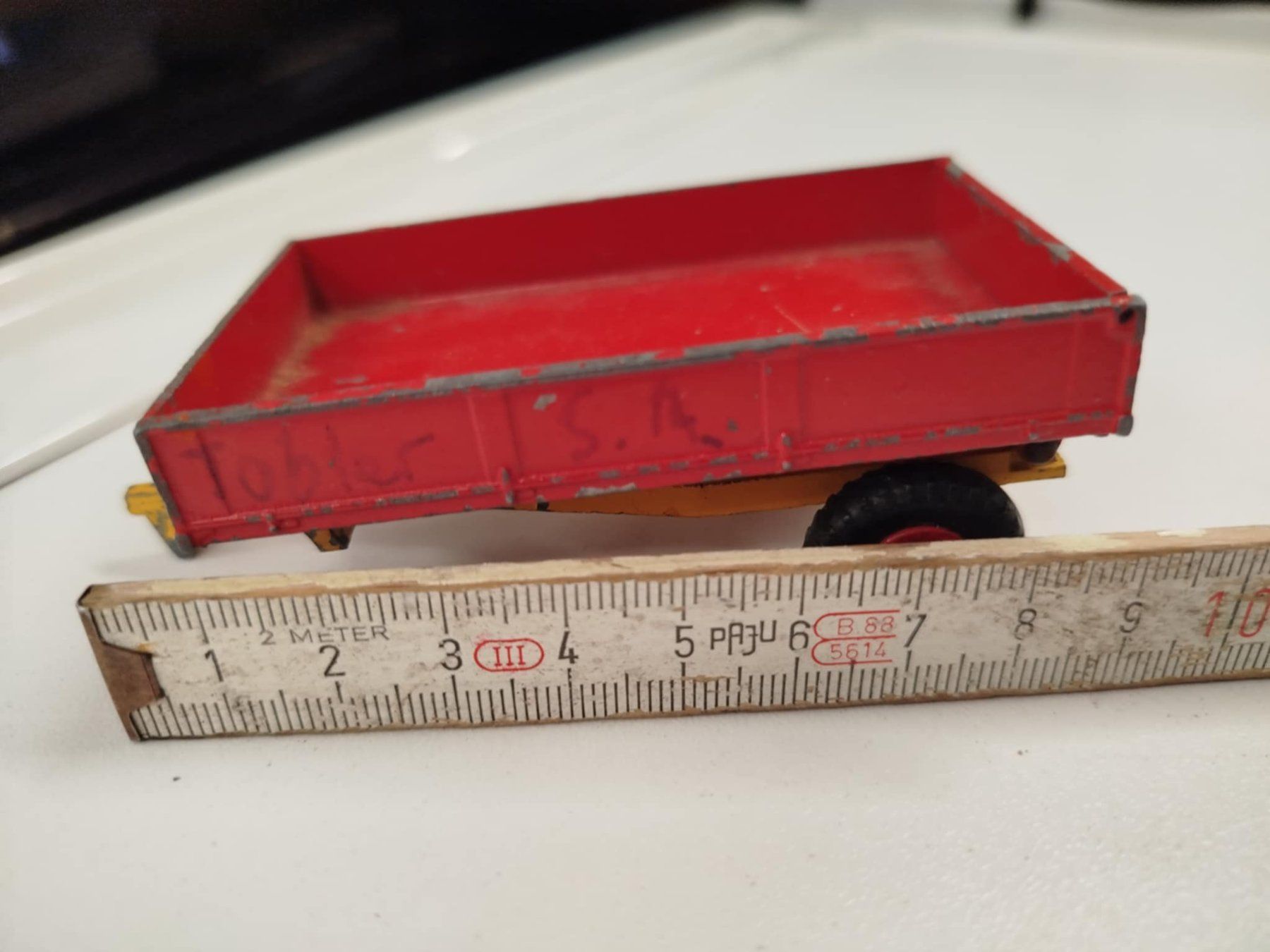 Dinky Toys Modellautos: Dinky Toys (nr 9) – Gebraucht aus La Chaux-de-Fonds von Emmaus2300CDF 6