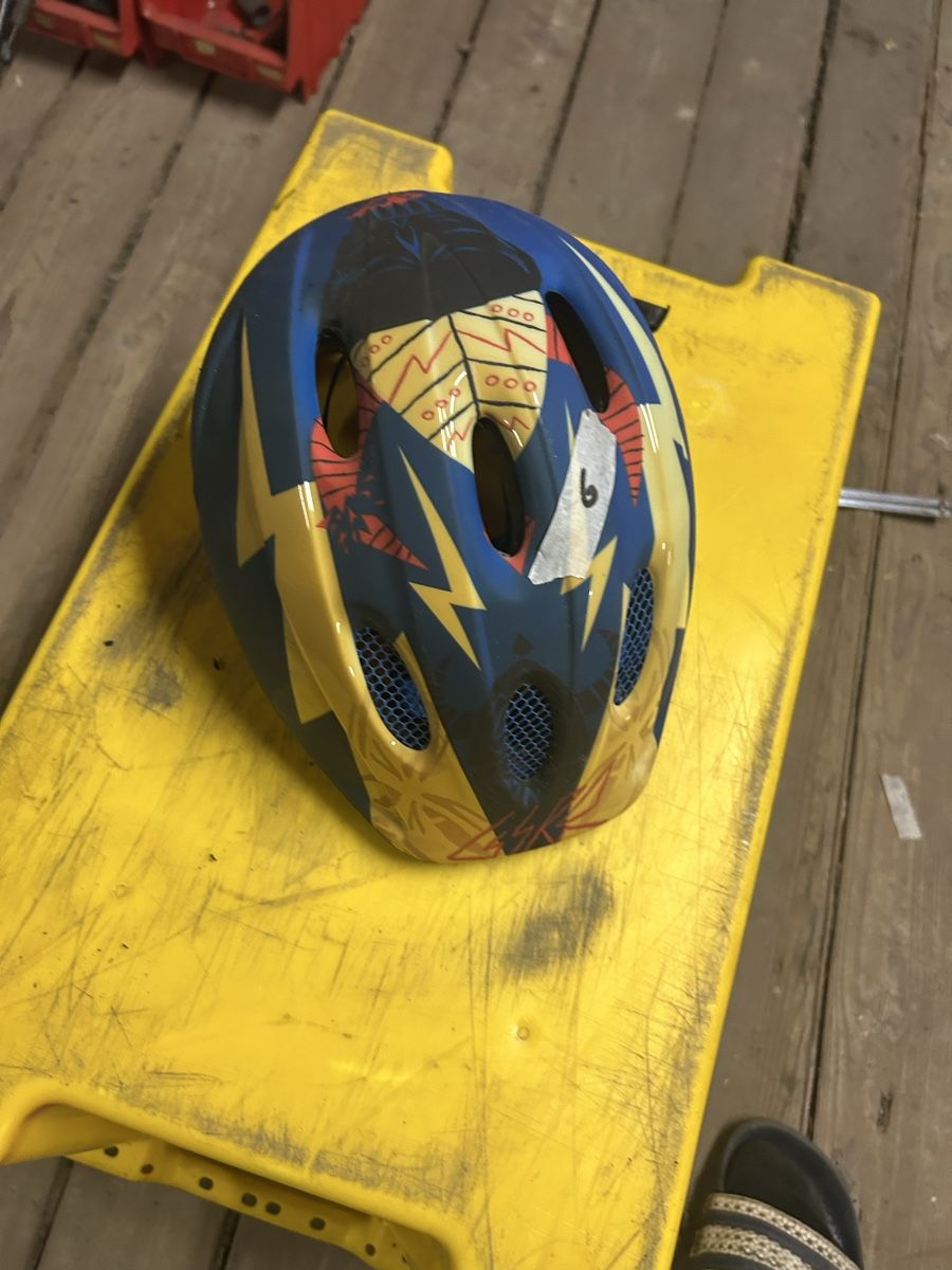 Helme: Kinder Fahrradhelm (6) – Neu (gemäss Beschreibung) aus Lenzburg von min_8r8k