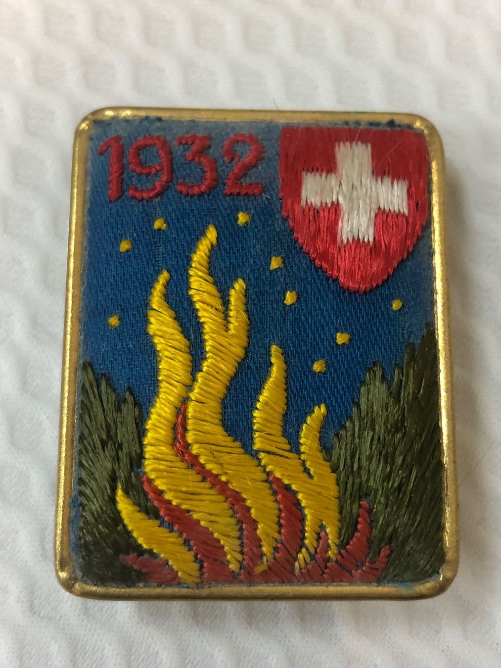 Plaketten & Abzeichen: 1. August-Abzeichen 8 Stück; von 1926 - 1932 – Gebraucht aus Brunnen von Allerwaren 9