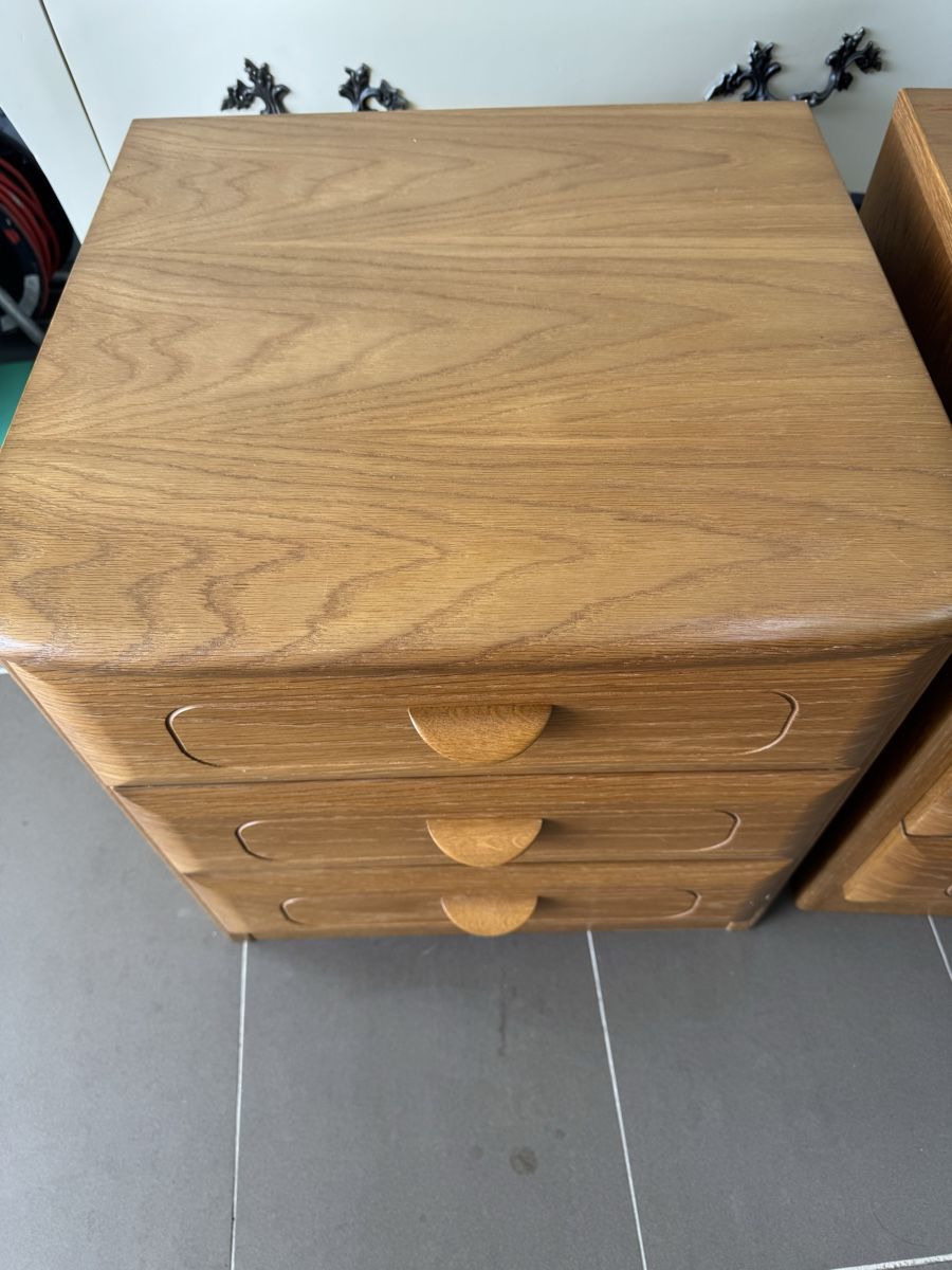 Comodini: 2er Set Nachttischli / Eiche Holz – Usato da Oftringen venduto da Makeq 2
