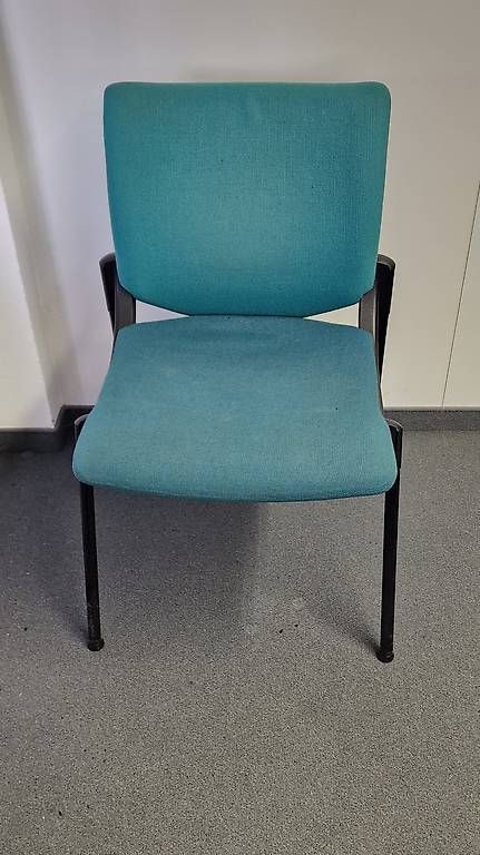 Girsberger Chaises: Bürostühle mit Armlehnen – D'occasion à Altendorf par covfefe-ware