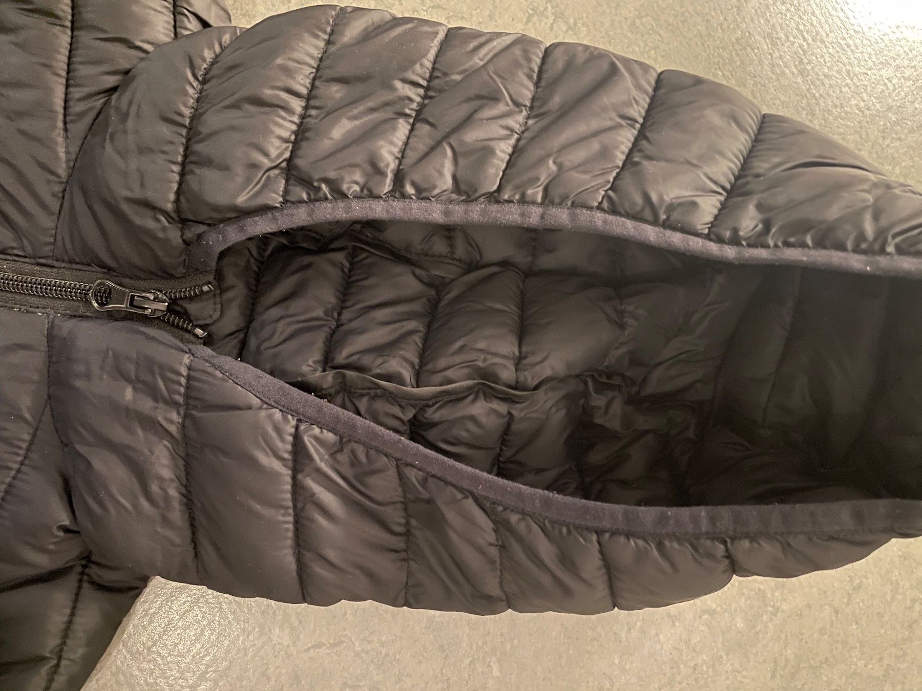 Guess Giacche & Cappotti: Guess Jungen Jacke – Usato da Zürich venduto da Ivona3 4