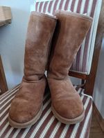 UGG 39