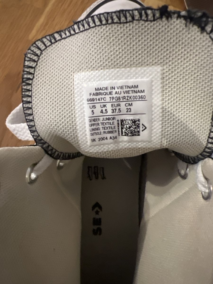 Converse Scarpe da donna: JOLIE CONVERSE  – Usato da Brügg BE venduto da traindenuit 3