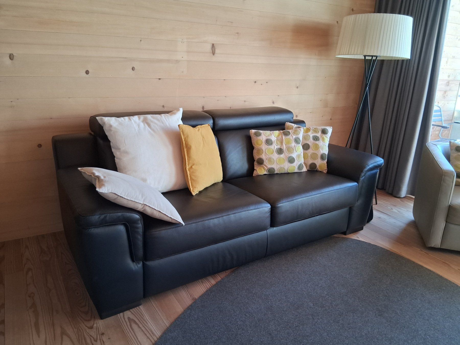 Sofas: Poltrone Schlafsofa neuwertig – D'occasion à Sursee par luk_68mc