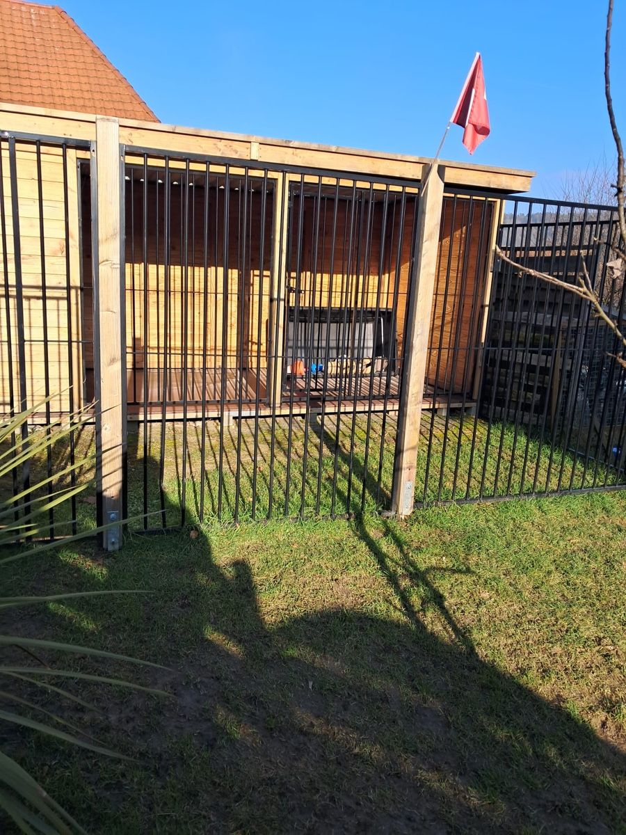 Cucce & Letti: Hundezwinger mit Auslauf – Usato da Roggwil BE venduto da Schlifer01