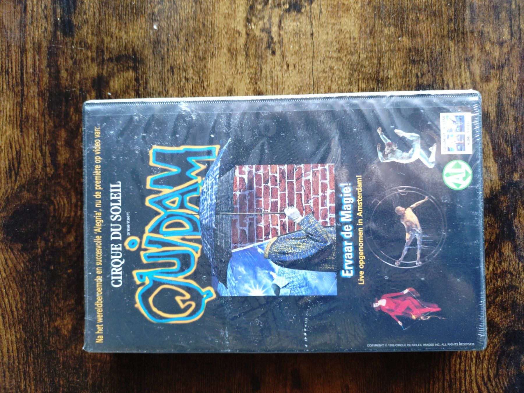 Alle VHS: VHS "Quidam" von CIRQUE DU SOLEIL – Neu und originalverpackt aus Ellighausen von bre_mp97