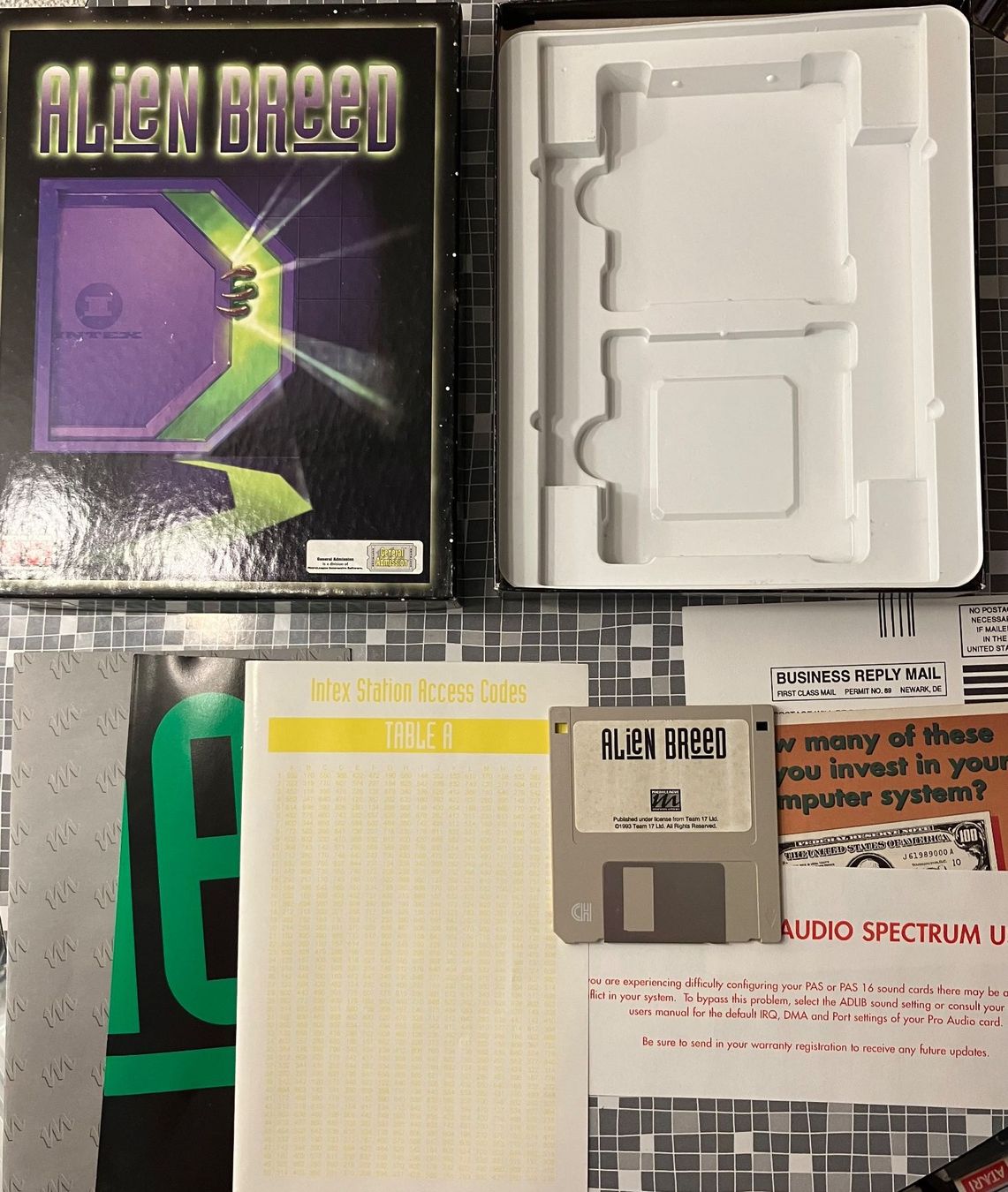 Spiele: Retro: Alien Breed - PC (1991, englisch) – Gebraucht aus Winkel von  5