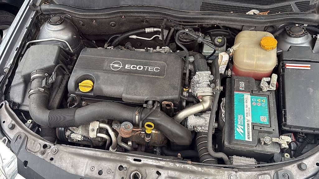 Automobili: Opel Astra H1.7 Diesel  Einzelteile – Usato da Udligenswil venduto da Sch2s 2