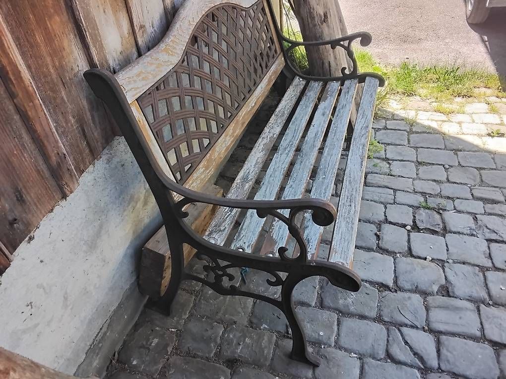 Panchine: Gartensitzbank Gusseisen – Usato da Herisau venduto da Davidson999
