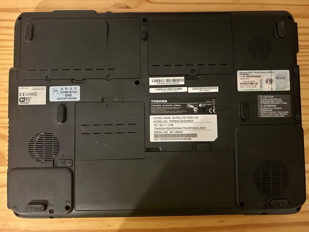 Toshiba Notebook: Toshiba Laptop Satellite P200 – Difettoso da scuol venduto da Totip76 3