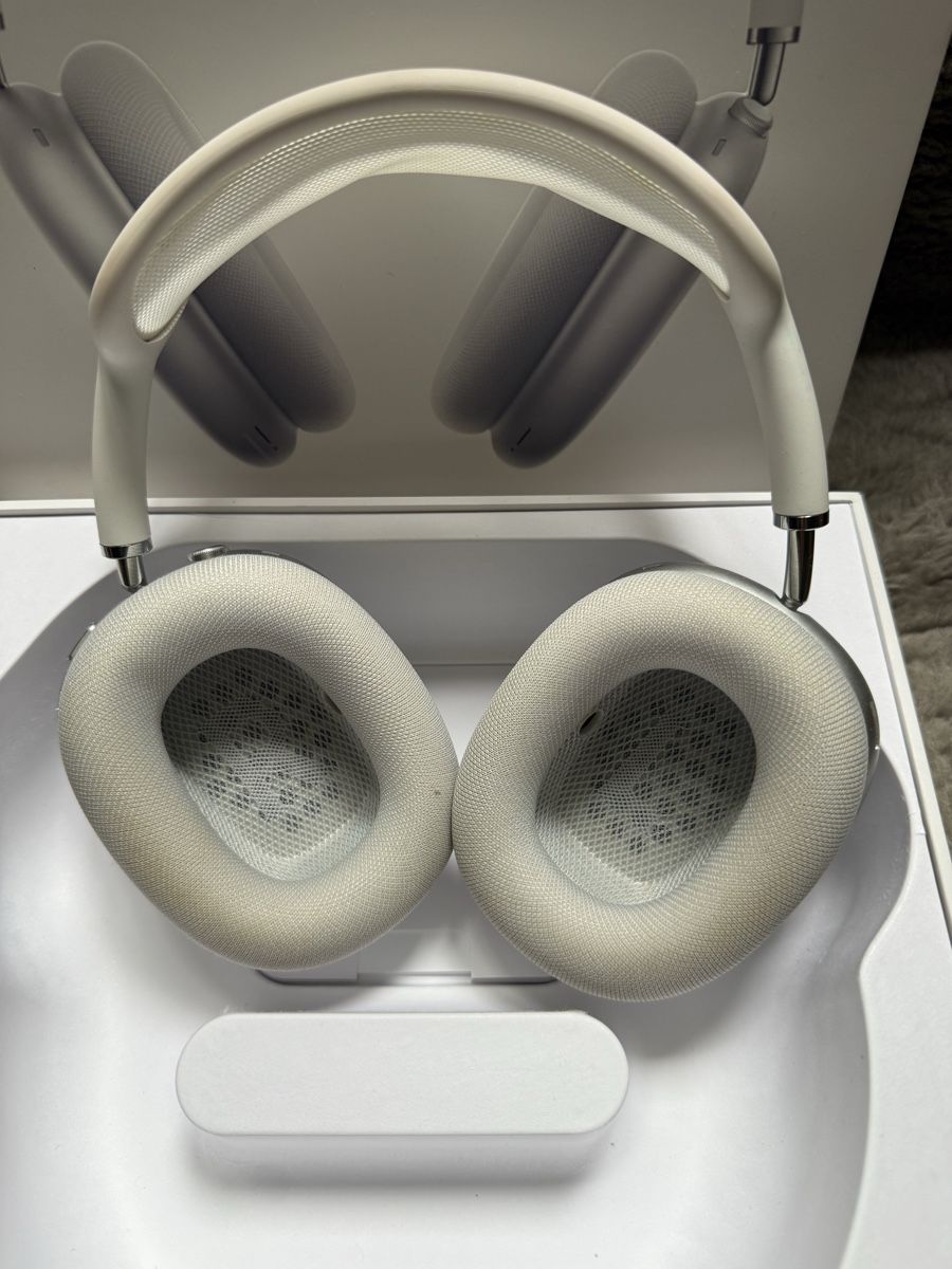 Apple Cuffie: Apple AirPods Max Headphones Silver – Usato da Bern venduto da mas_nb2c 2