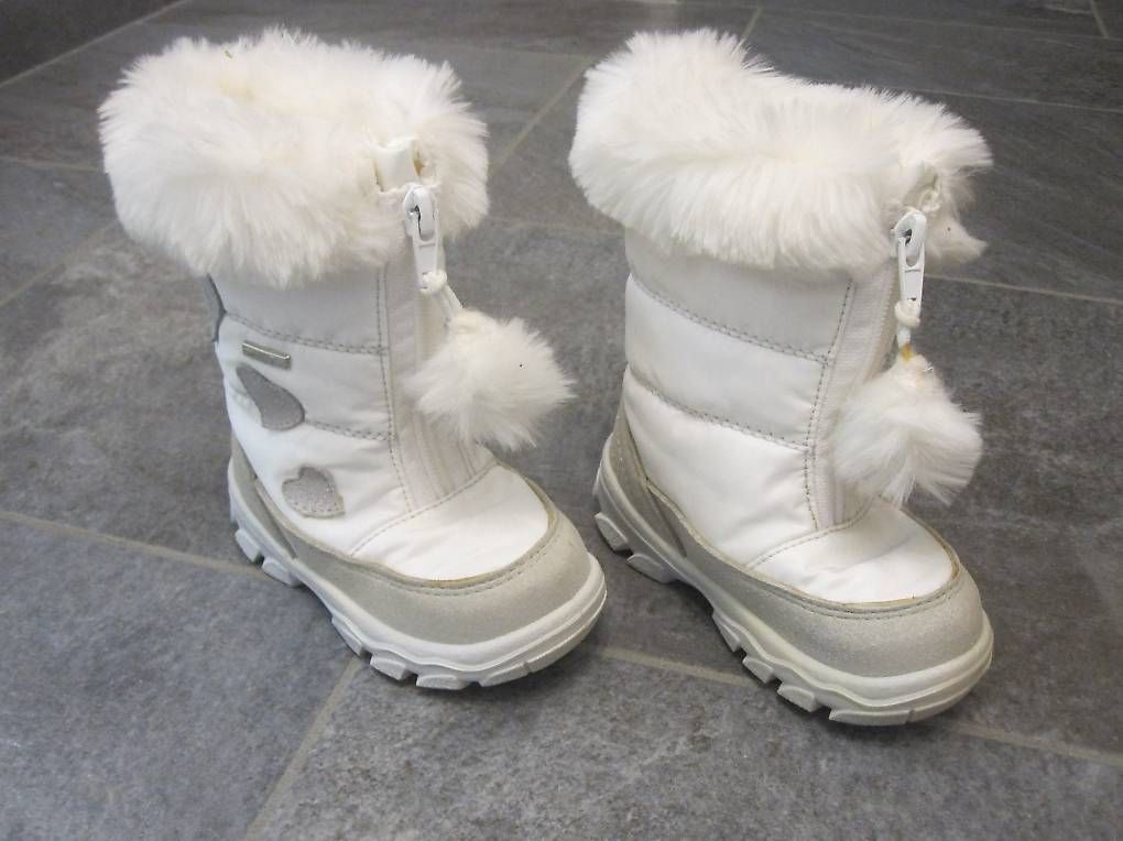 Scarpe per ragazze: Kinderschuhe – Usato da Saland venduto da k_z_tny8 4