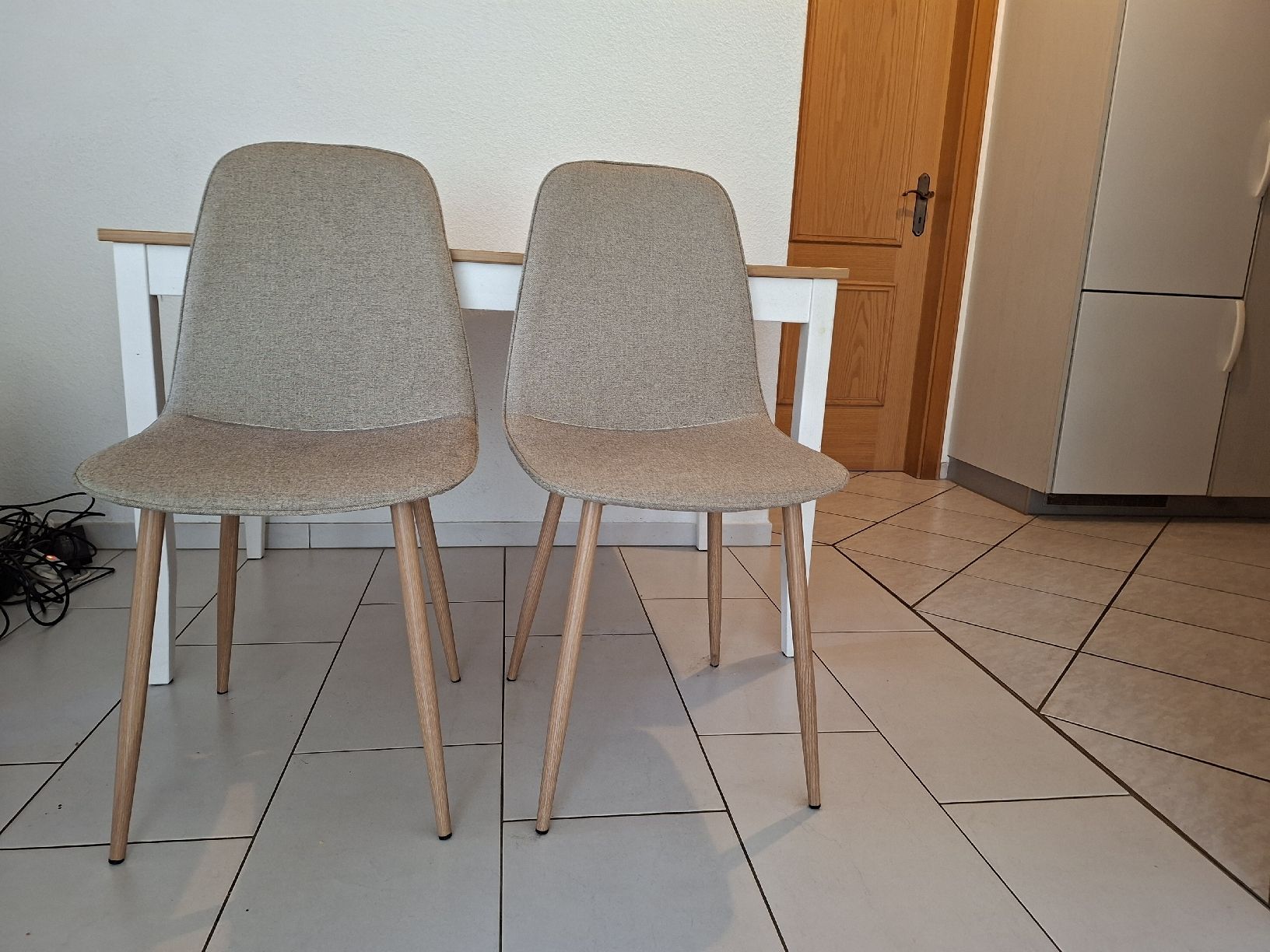 Ikea Set di tavolo e panche: 2* Bistrup Stuhl mit Lerhamn Tisch – Usato da Rufi venduto da tui_g6y2
