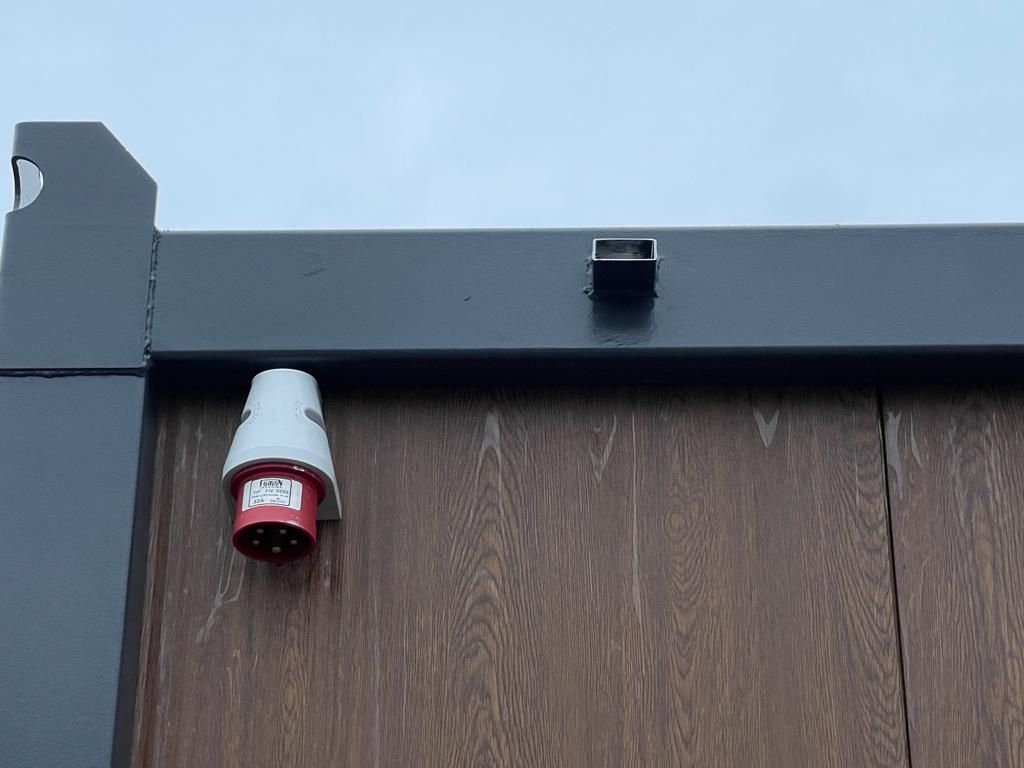Contenitori edile: Hofladen / Bürocontainer 5 m – Nuovo (secondo la descrizione) da Oftringen venduto da Britta 4