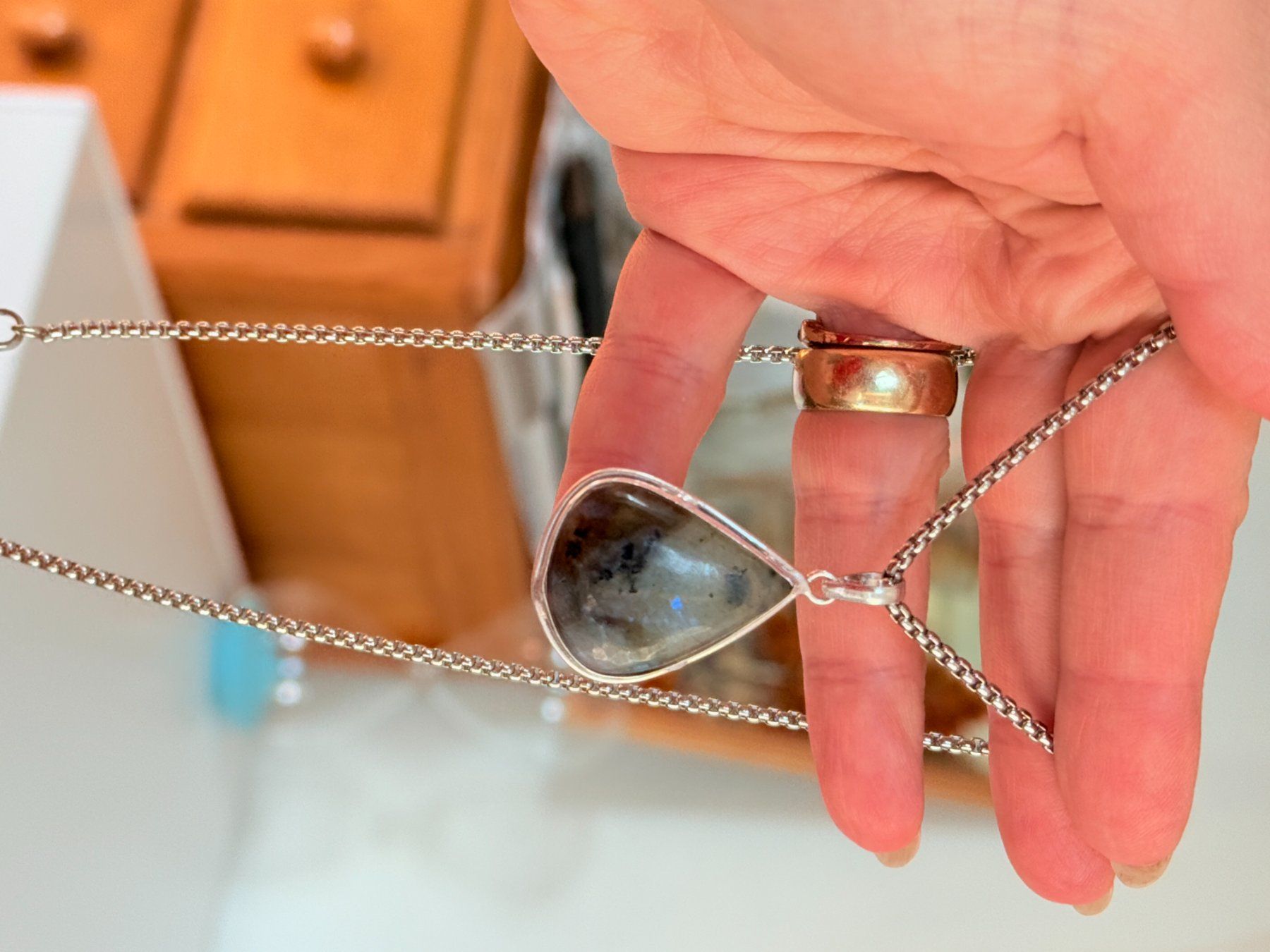 Catenine: Collier Labradorite naturelle – Nuovo e nell'imballaggio originale da Genève venduto da AGBERG 5