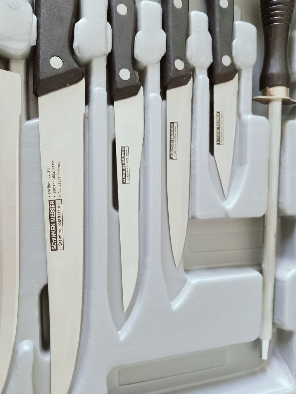 Coltelli: Neues Kochmesser Set im koffer – Nuovo e nell'imballaggio originale da Biel/Bienne venduto da Vintage-timearts 2