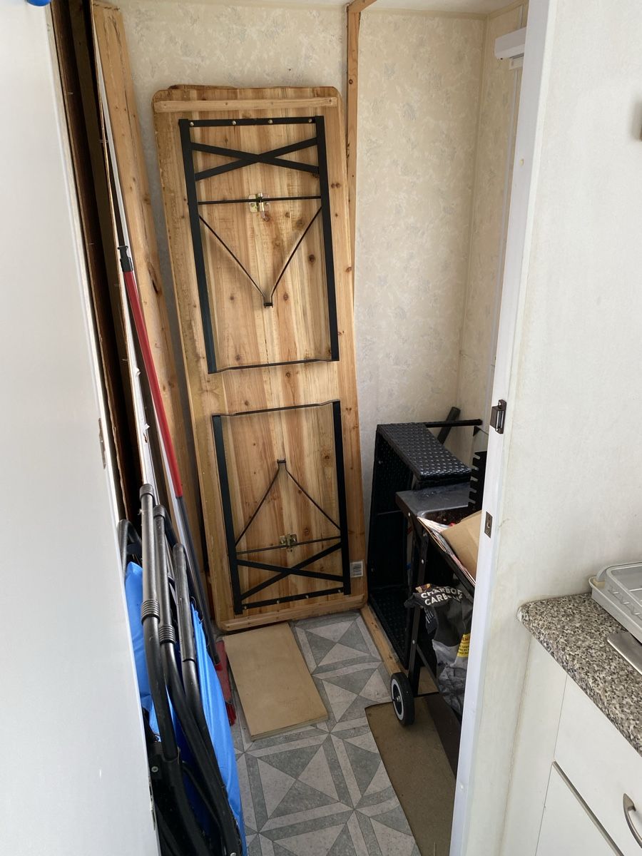 Mobilhome: Mobile Home 2 a 4 couchages. Bon état. – Gebraucht aus La Chaux-de-Fonds von analucie 8