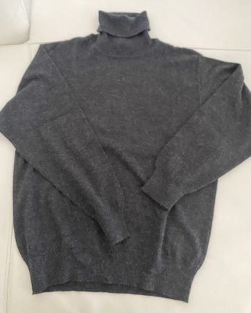 Gino Rizzi Pullover aus 50% Wolle