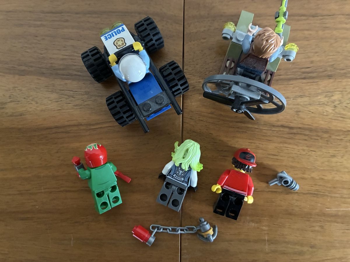 Lego Jouets: Diverse Lego Figuren – D'occasion à schönenwerd par quartier9 4