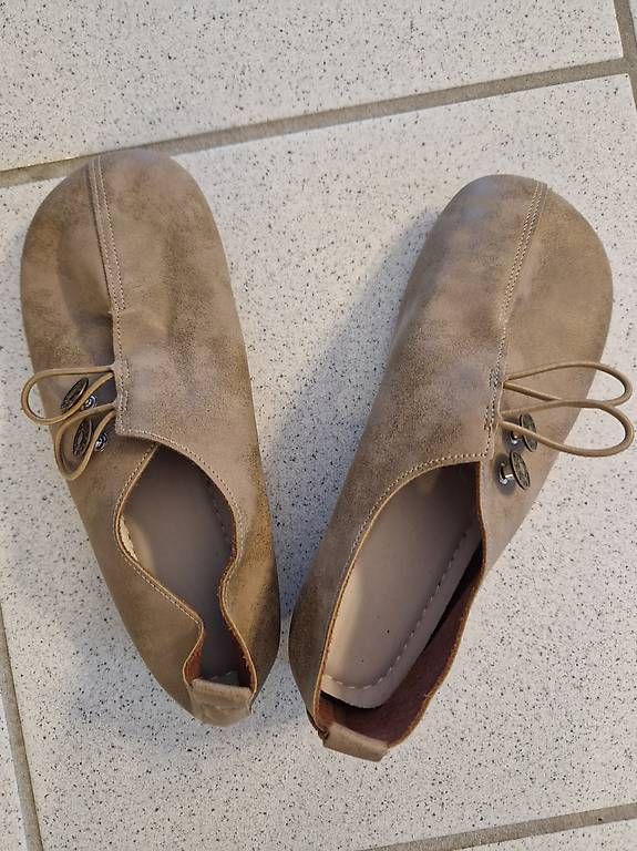 Damenschuhe: Scarpe – Neu und originalverpackt aus Aurigeno von dan_2xx2