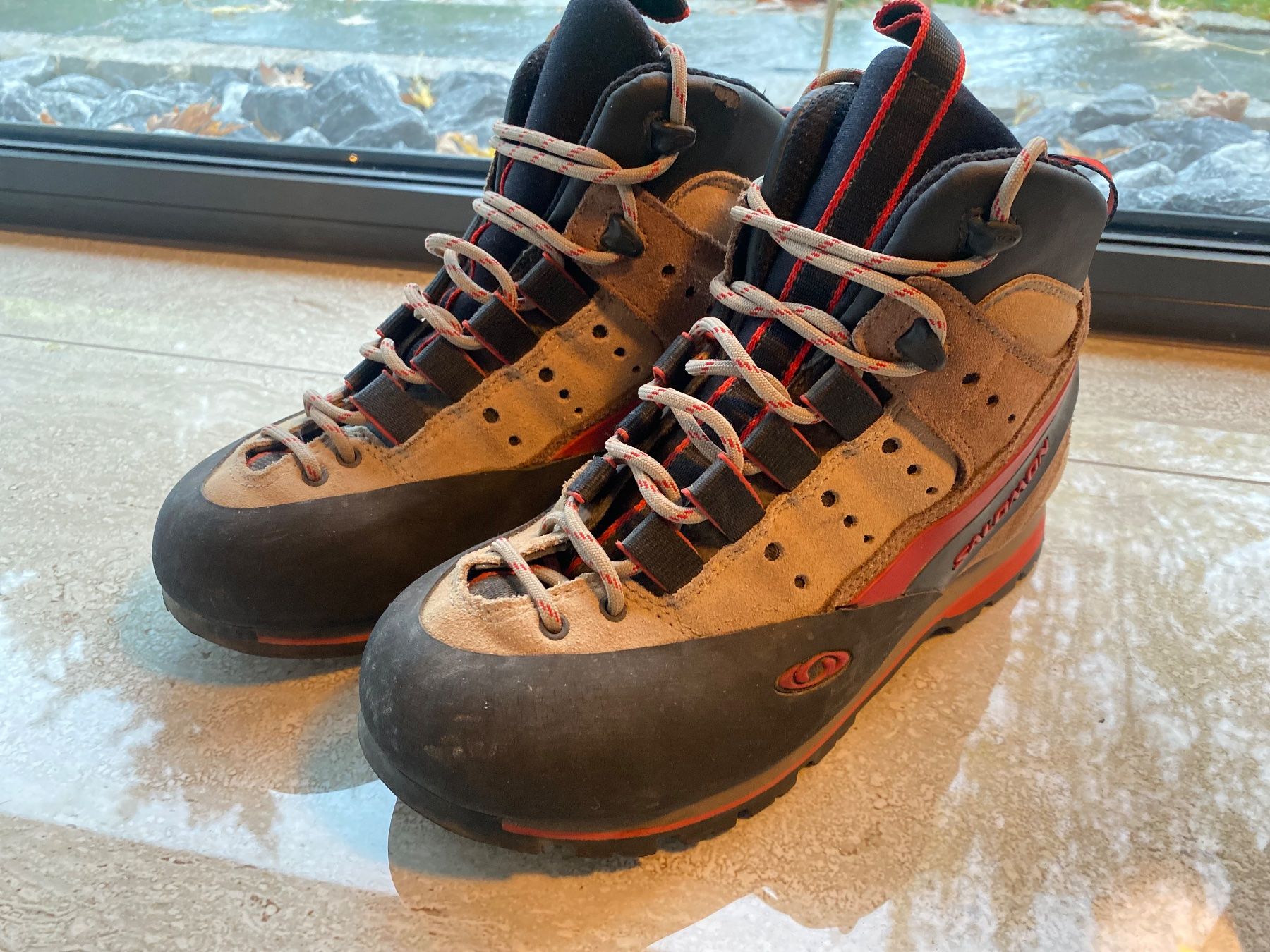Salomon Scarpe da uomo: Salomon Wanderschuhe Gr 38 – Usato da Birrwil venduto da Bendegriz