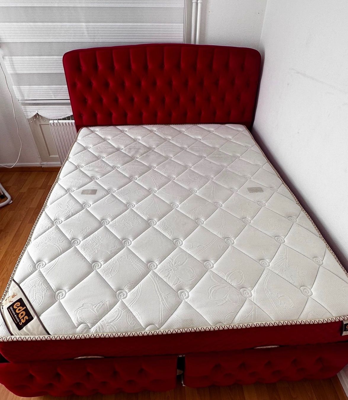 Letti: Boxspring-Bett 160x200 – Usato da Stettlen venduto da naz_5n7x
