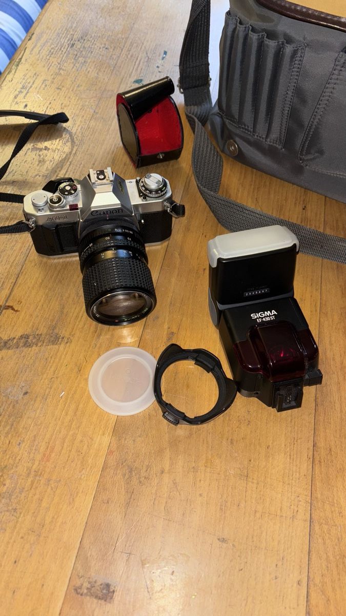 Canon Fotocamera: Canon AV1 Kamera AV 1 – Usato da Bremgarten AG venduto da david12345 7
