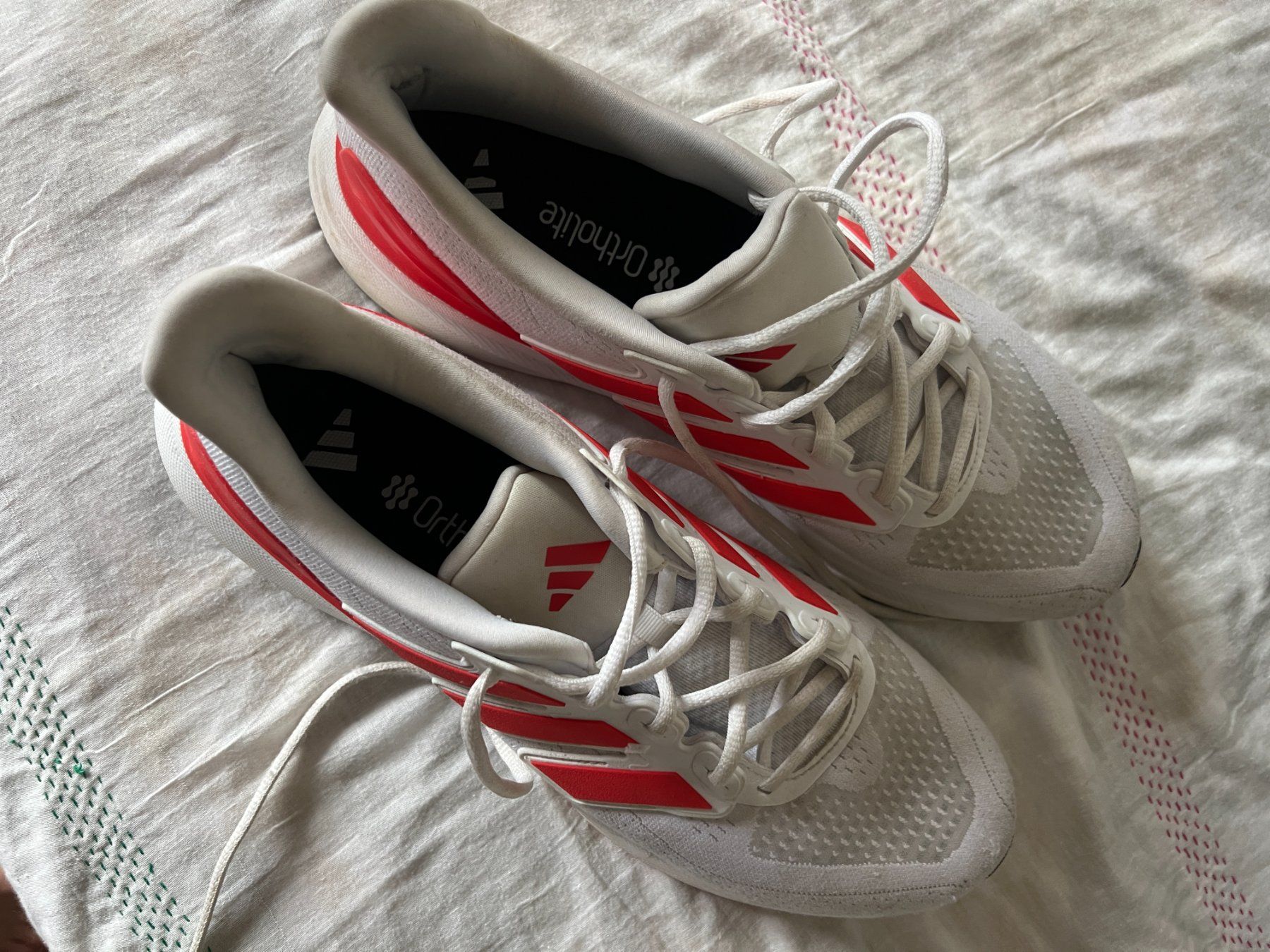 Adidas Herrenschuhe: Adidas Laufschuhe EU46 – Gebraucht aus Bern von smb_c65w 1