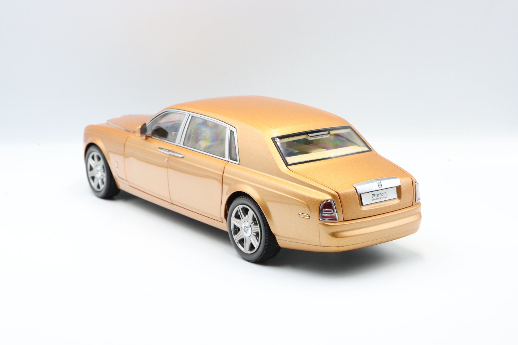 Rolls Royce Modellautos: Rolls Royce Phantom EWB 2012 1:18 Kyosho – Neu und originalverpackt aus Bühl b.Aarberg von modelldiecast 5