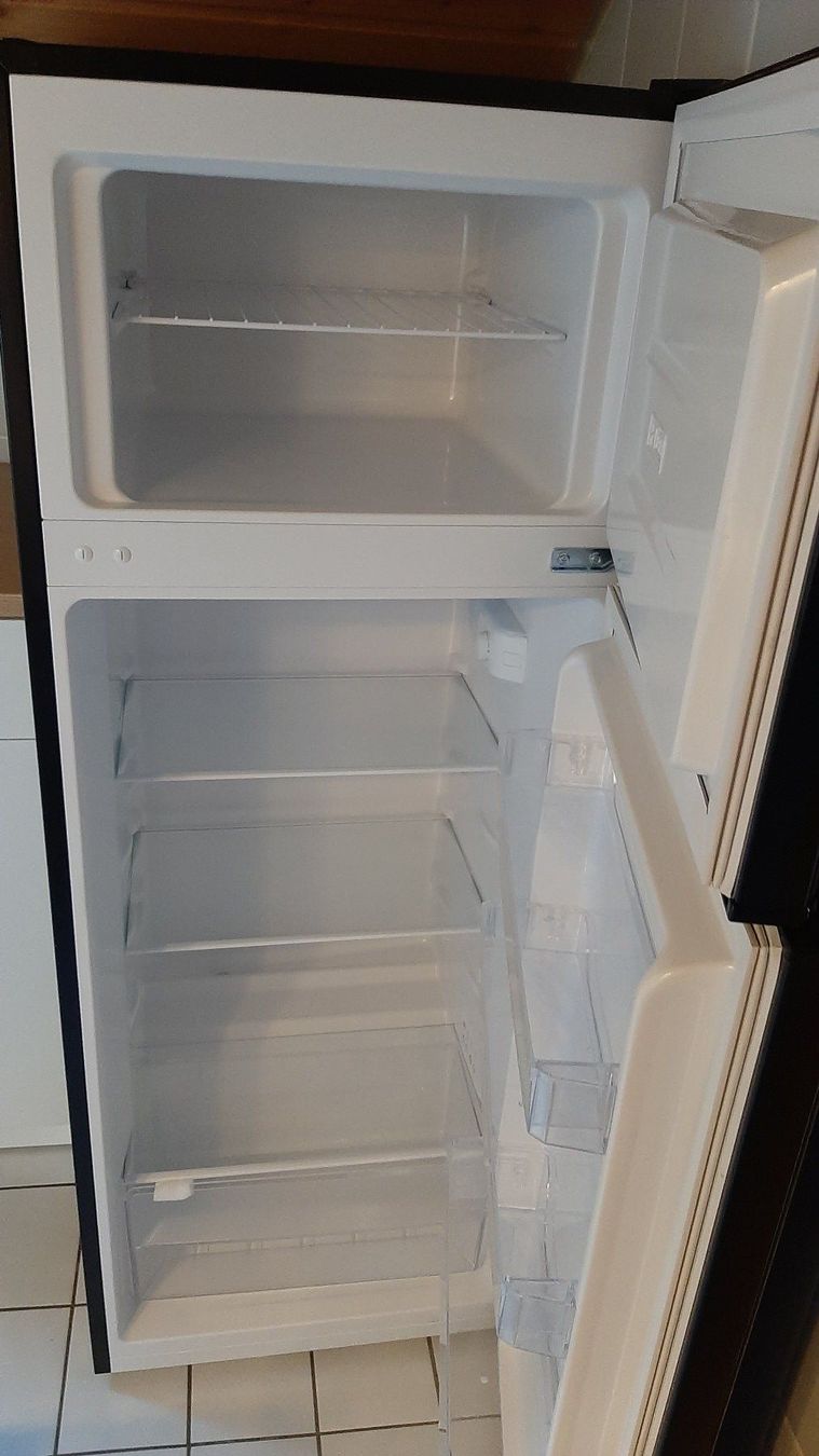 Frigoriferi: Réfrigérateur 206 l SPC – Nuovo (secondo la descrizione) da Renens VD venduto da Nestorinox 1