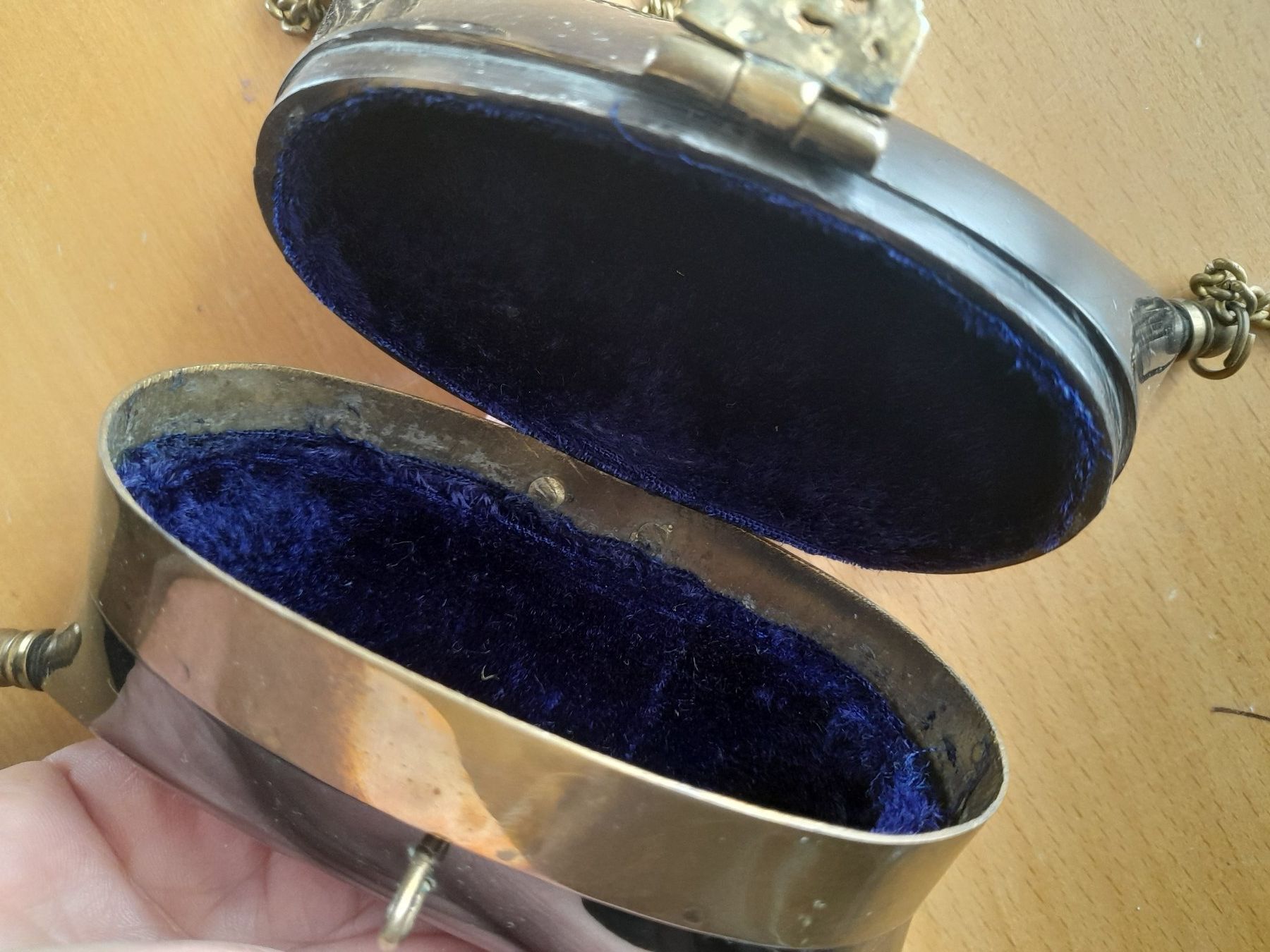 Borse da donna: antike Abendhandtasche Messing und Samt . rar . – Usato da Leuggelbach venduto da schmetterlings-fee 3