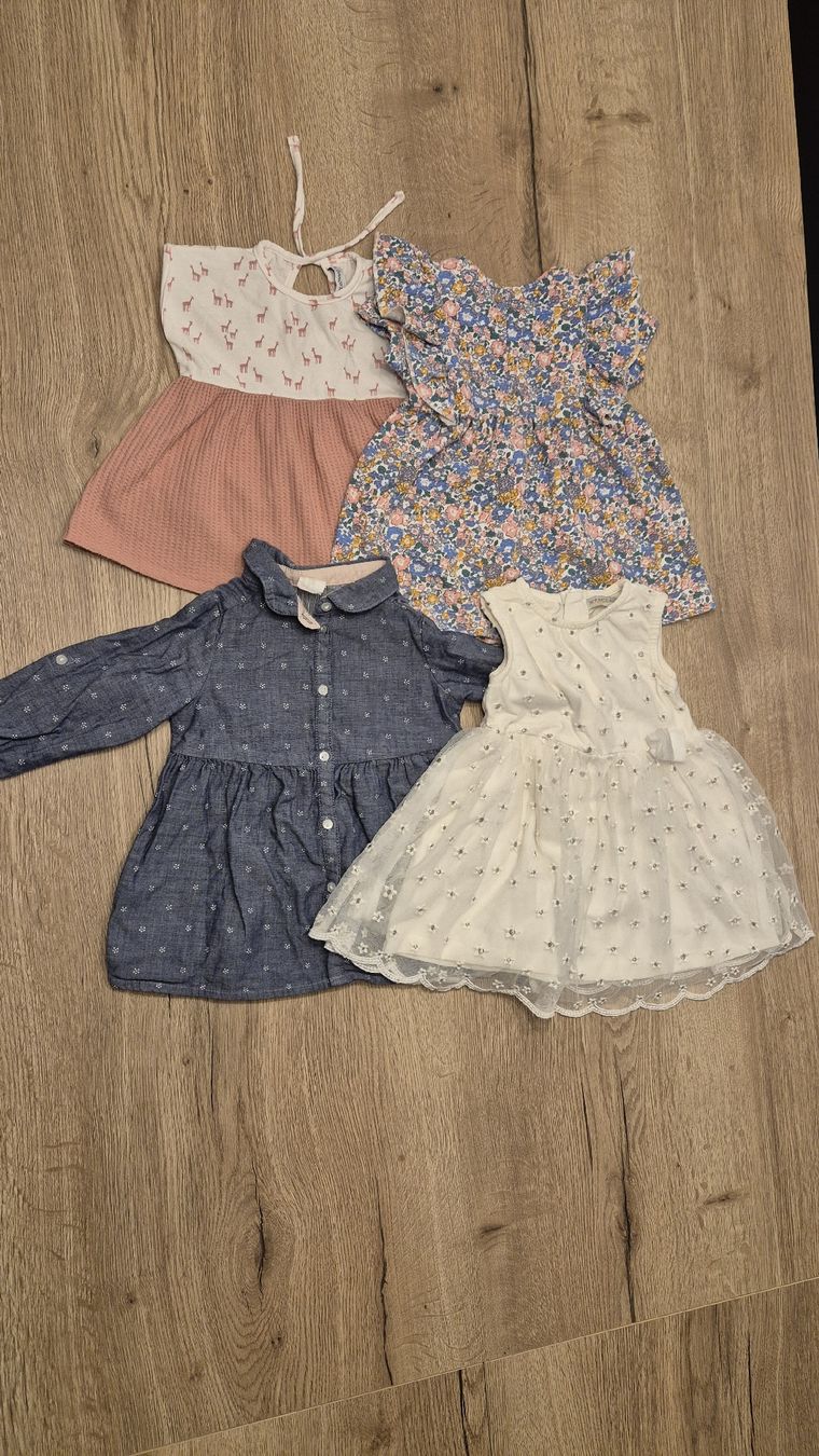Lotti & Set di vestiti: Sommer Kleiderpaket Gr.74/80 – Usato da Reichenburg venduto da denise_13 1