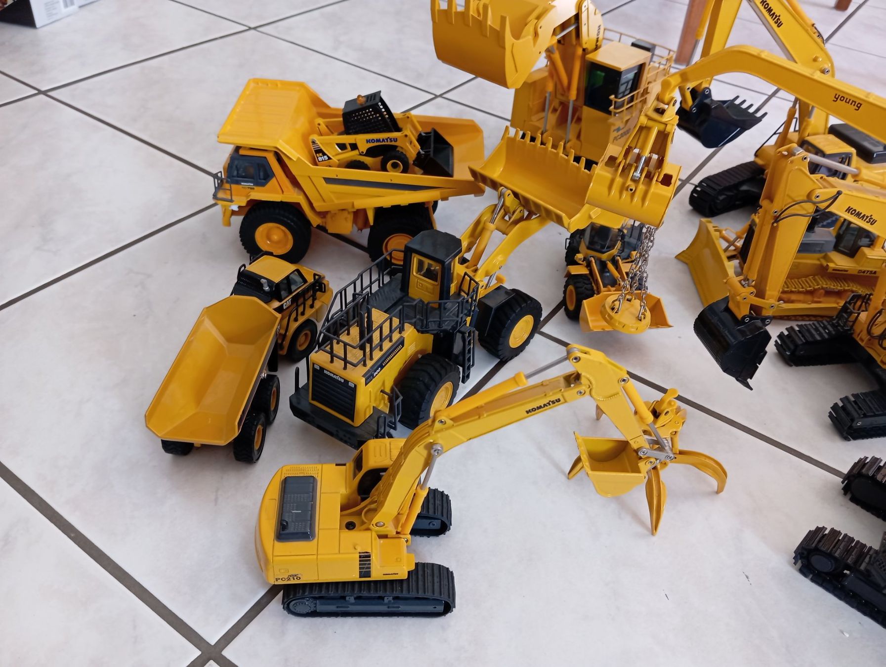 Joal Kits de montage: Komatsu Sammlung – Neuf (Voir description) à Haag (Rheintal) par Mayon1 3