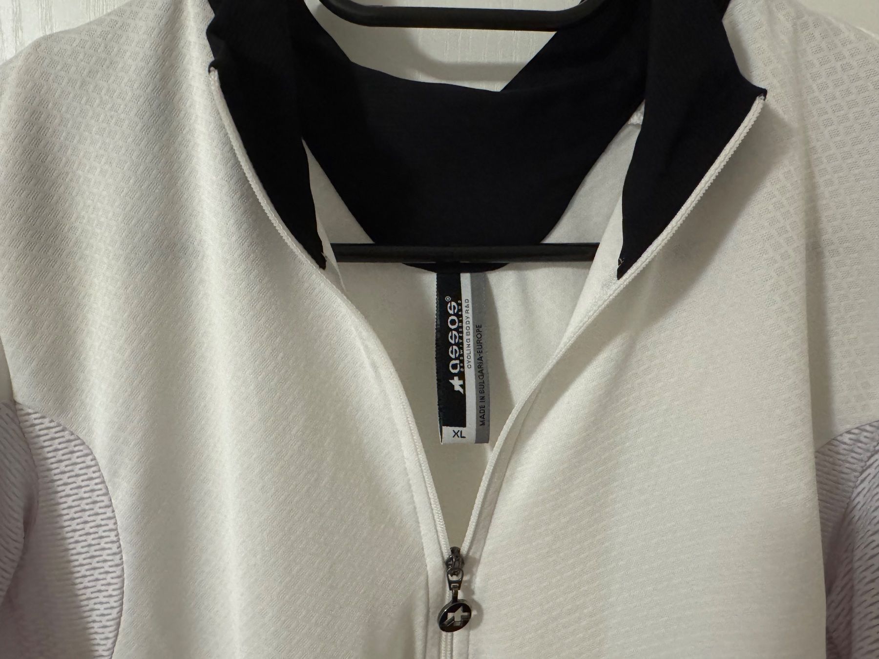 Assos Canottiere & Pantaloni: Assos kurzarm Trikot Gr. XL – Usato da Schlierbach venduto da Look8 2