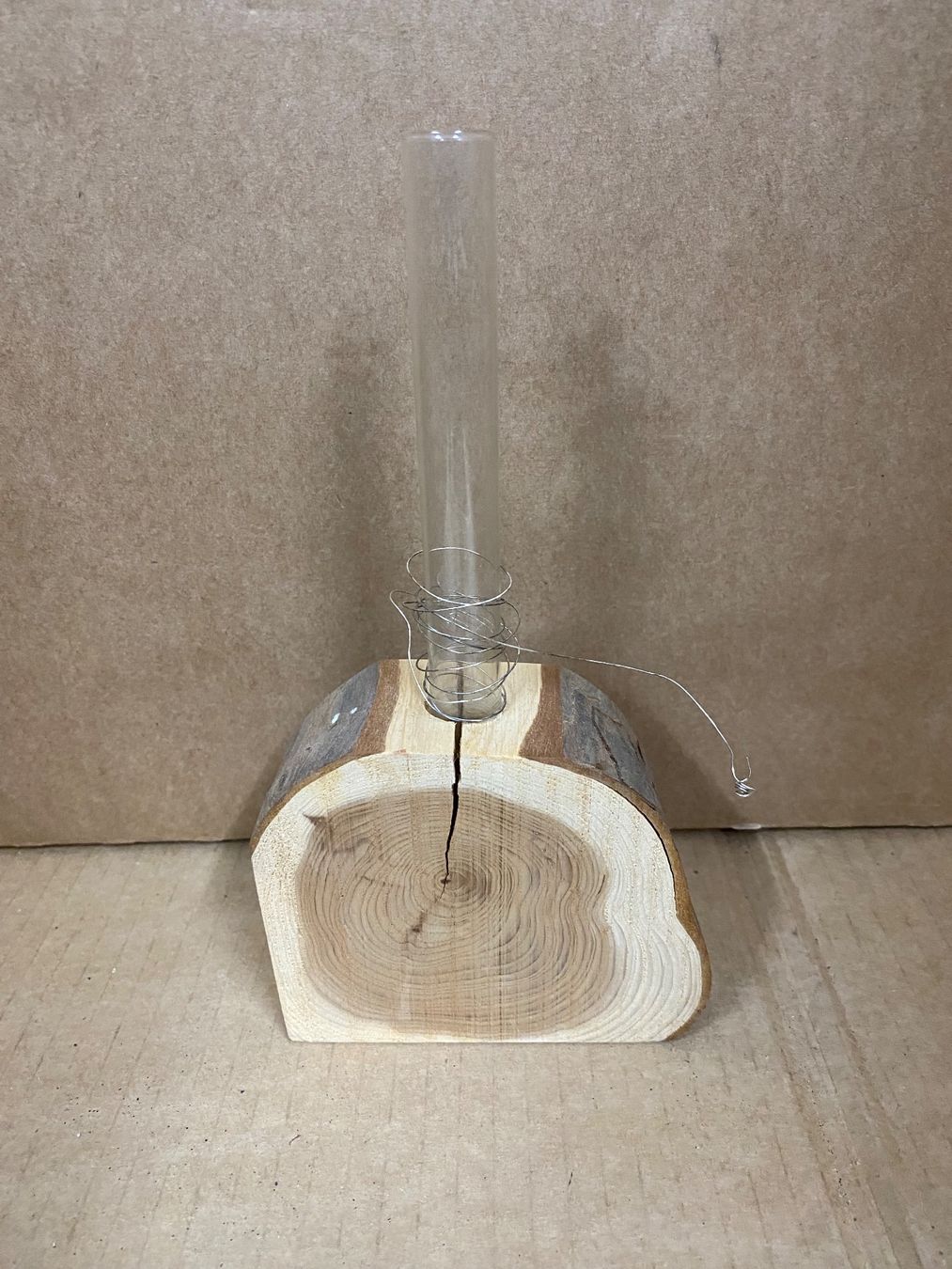 Toutes les décorations: Dekoglas im Holz – D'occasion à Eschlikon TG par 1.- 2