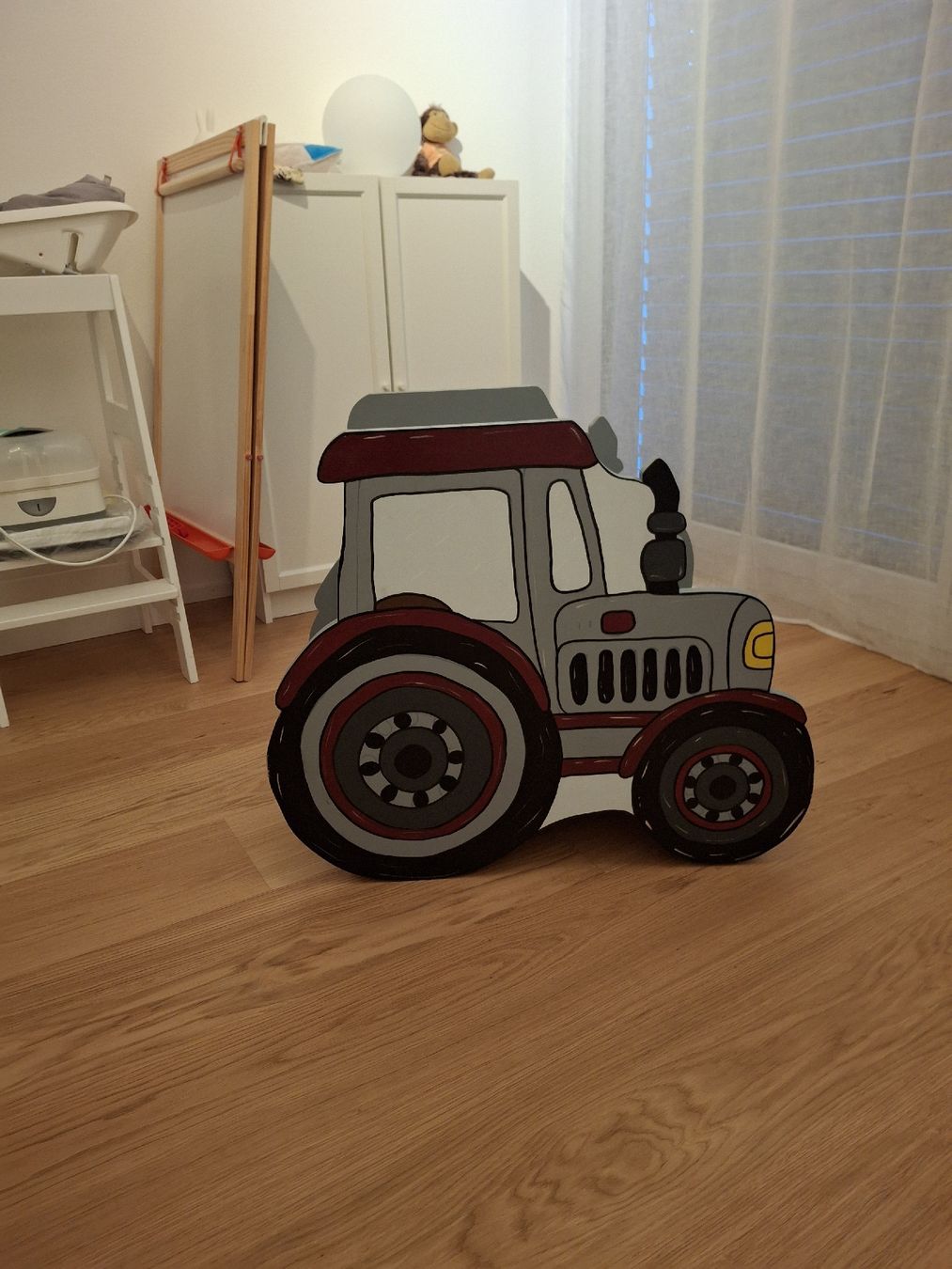 Scaffali: Bücherregal mit sitz "Traktor" einzelanfertigung – Usato da Kradolf venduto da rge_pf7p