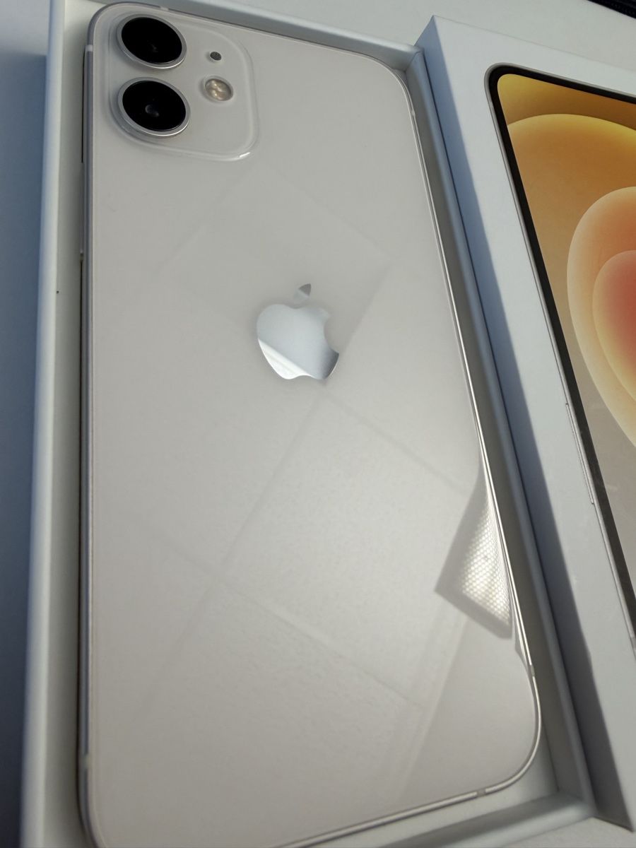 Apple Telefoni cellulari / Smartphones: Apple iPhone 12 mini White 64GB – Usato da Neuchatel venduto da D9z2 4