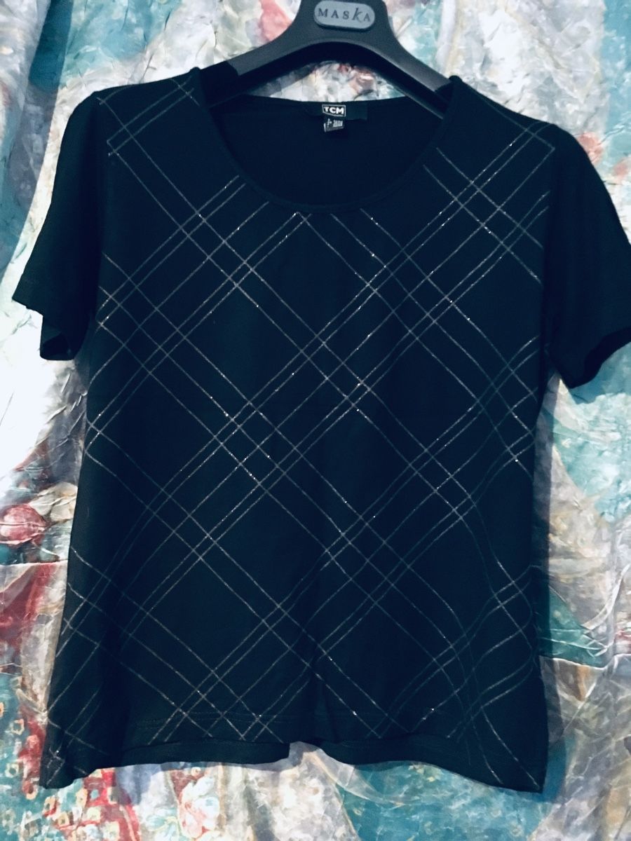 Blusen: Shirt Gr. 40 - 42 NEU WUNDERSCHÖN mit Glitzer!!! – Gebraucht aus Bellinzona von LuganoBoutique 1