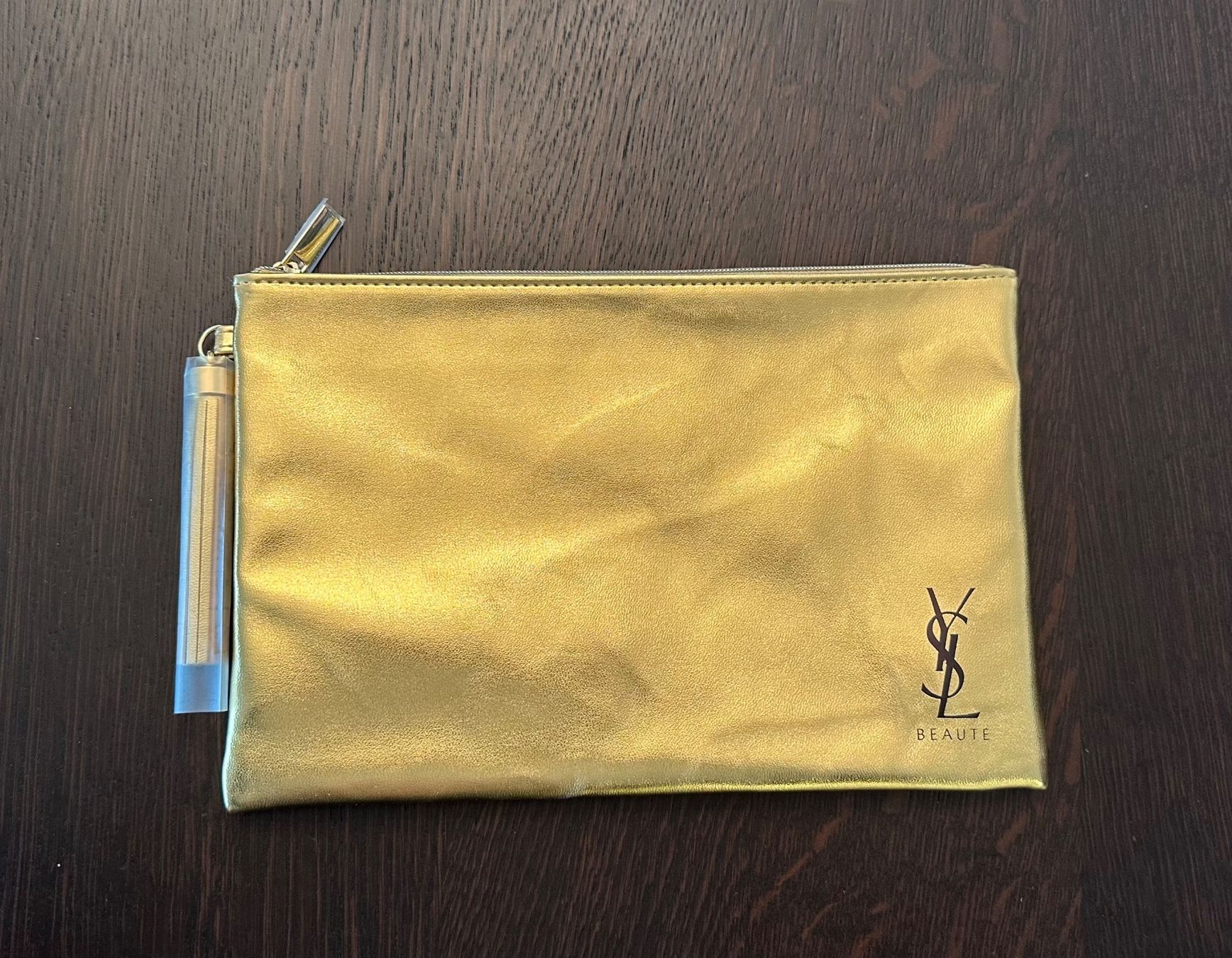 Saint Laurent Custodie per cosmetici: YSL Kosmetikpouch gold - NEU! – Nuovo e nell'imballaggio originale da Pfäffikon SZ venduto da ansyyy