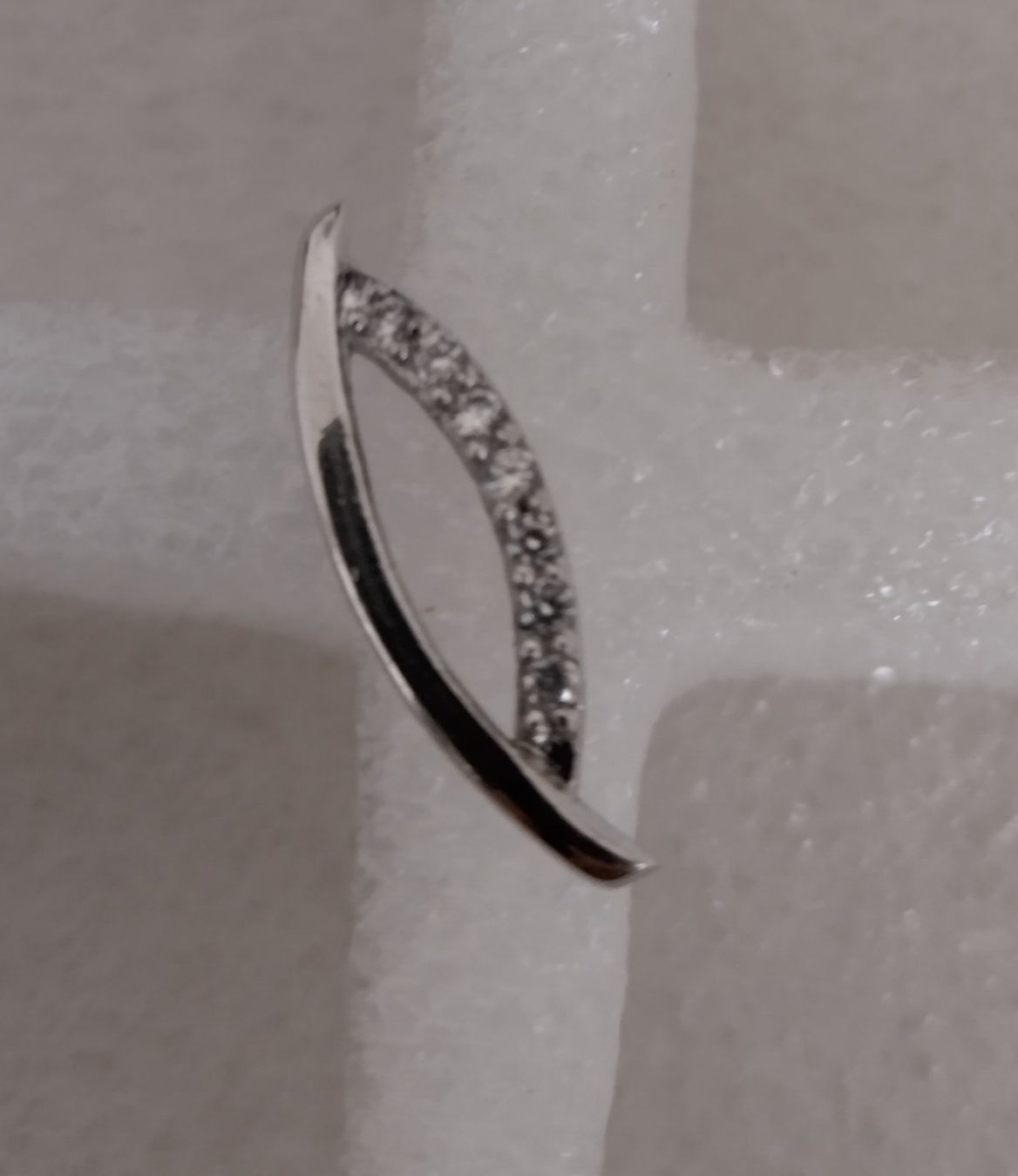Ohrringe & -stecker: OHRRINGE MIT GLITZER SILBER 925 – Gebraucht aus Romanshorn von BoutiqueA 1