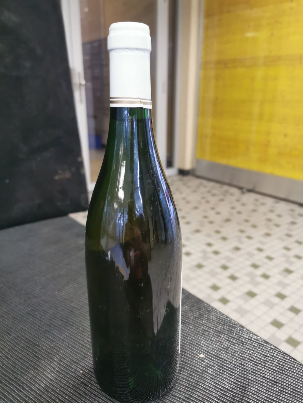 Wein: SABLET 2000 – Neu (gemäss Beschreibung) aus Genève von Leboucheoreilles 3
