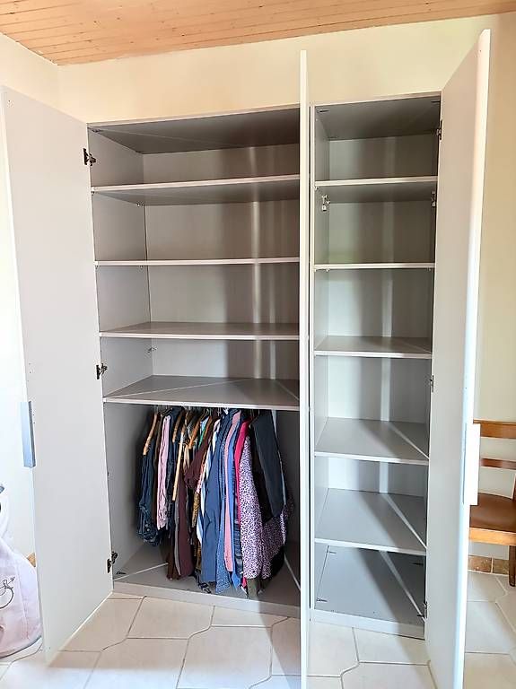 Micasa Armadi: Armoire 3 portes - urgent – Nuovo (secondo la descrizione) da Genève venduto da MuckMarsan 1