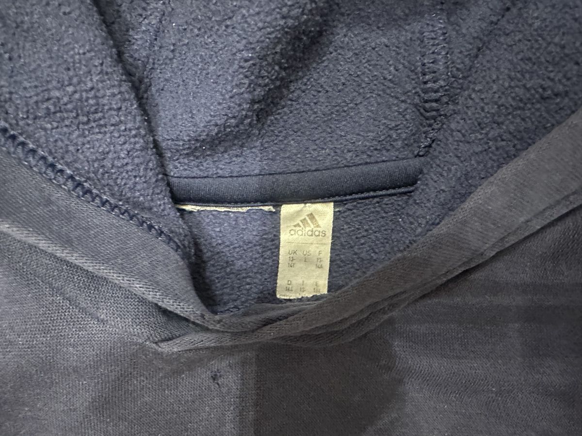 Adidas Maglioni & Felpe: Adidas Kapuzenpullover dunkelblau Gr. 164 – Usato da Winterthur venduto da nelead